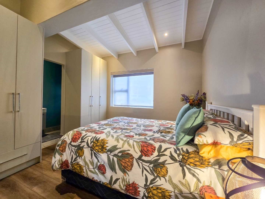 5 Bedroom Property for Sale in Stilbaai Oos Western Cape